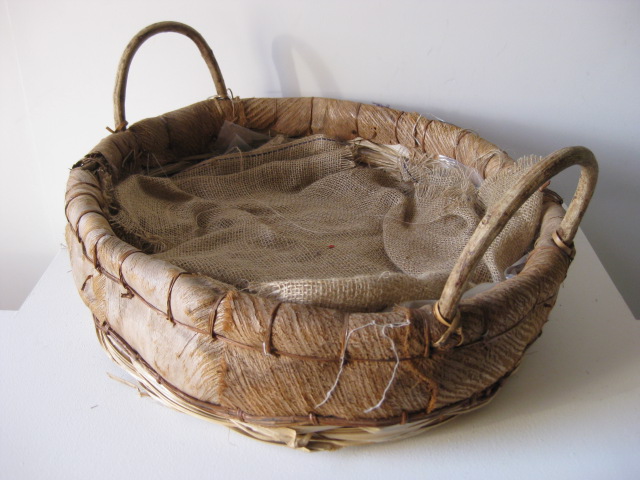 BASKET, Shallow Island Style w Handles